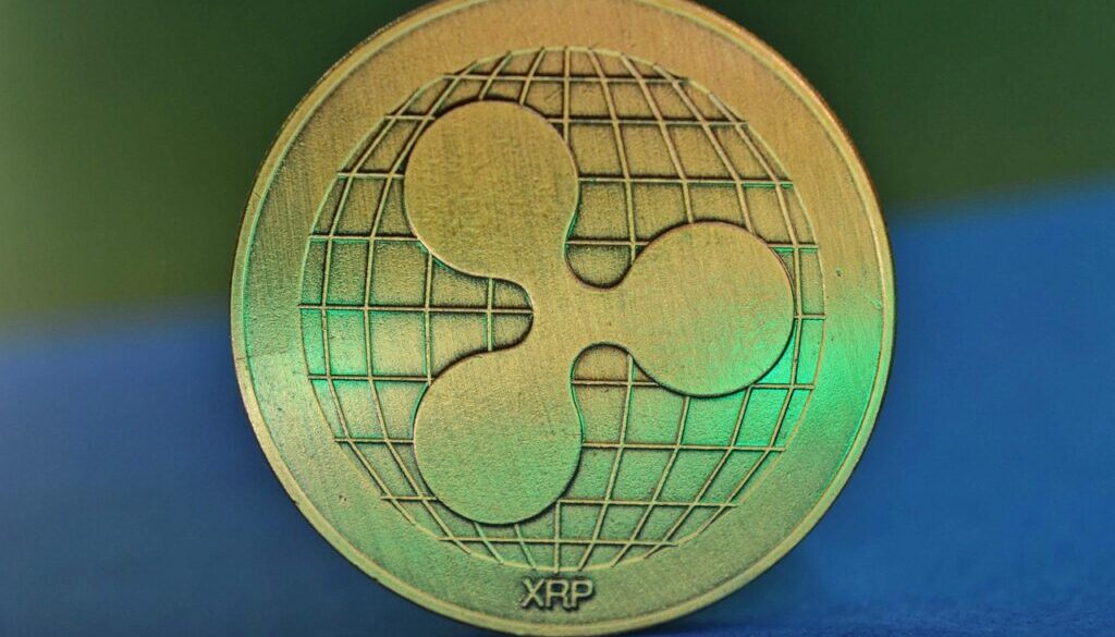 SEC Delays XRP ETF Filings